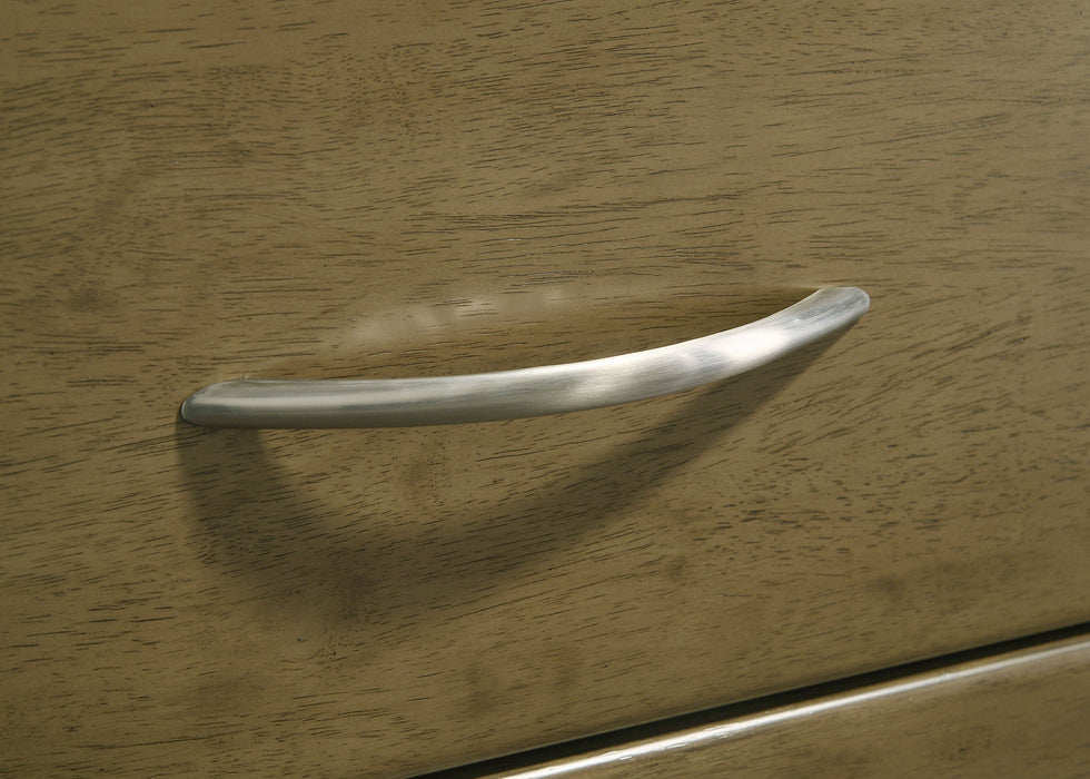 Amsbury Chest of Drawers