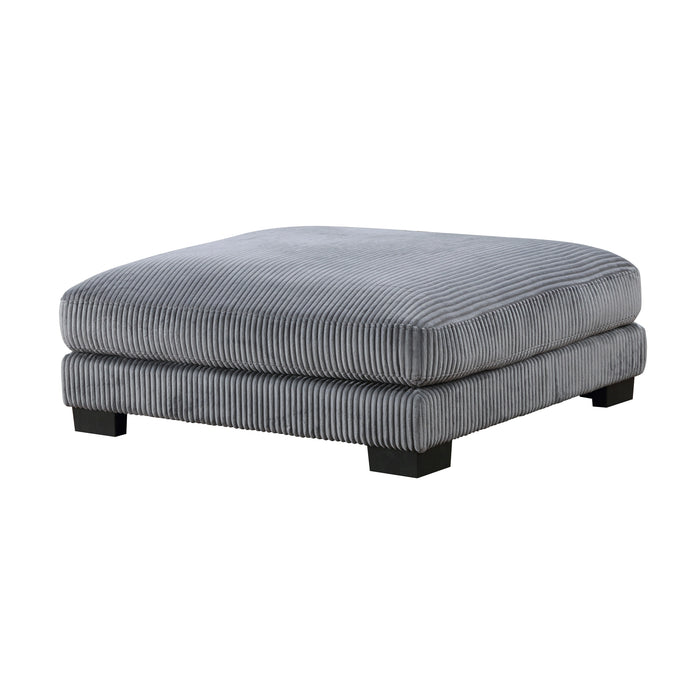 Traverse Ottoman