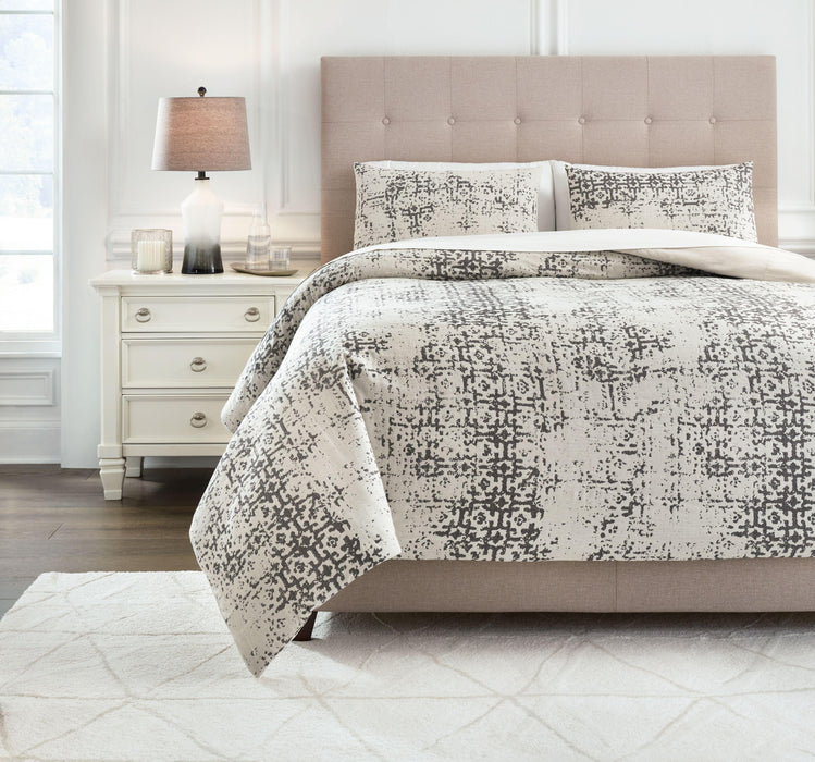 Addey - Comforter Set