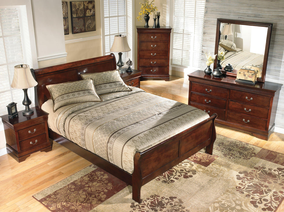 Alisdair - Sleigh Bed