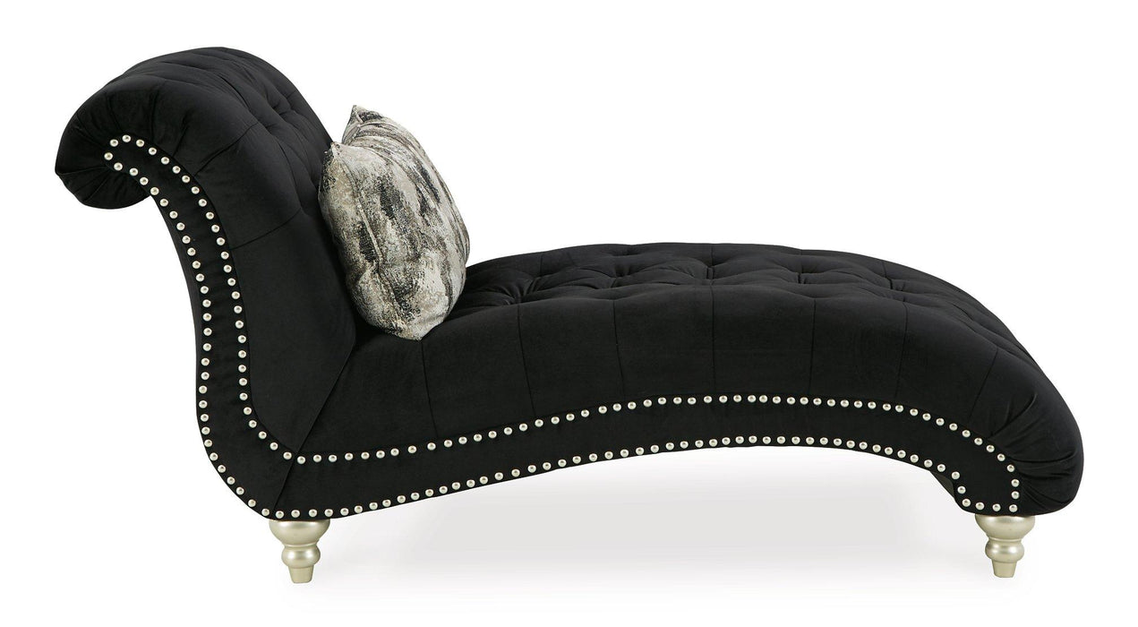 Harriotte Chaise