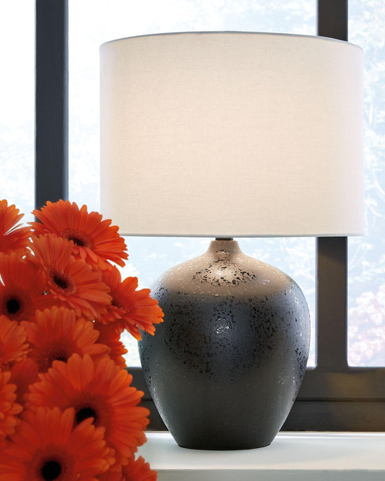 Ladstow - Ceramic Table Lamp (1/cn)