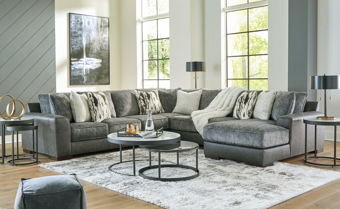 Larkstone - Sectional