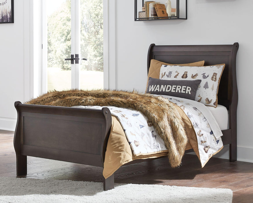 Leewarden -Sleigh Bed