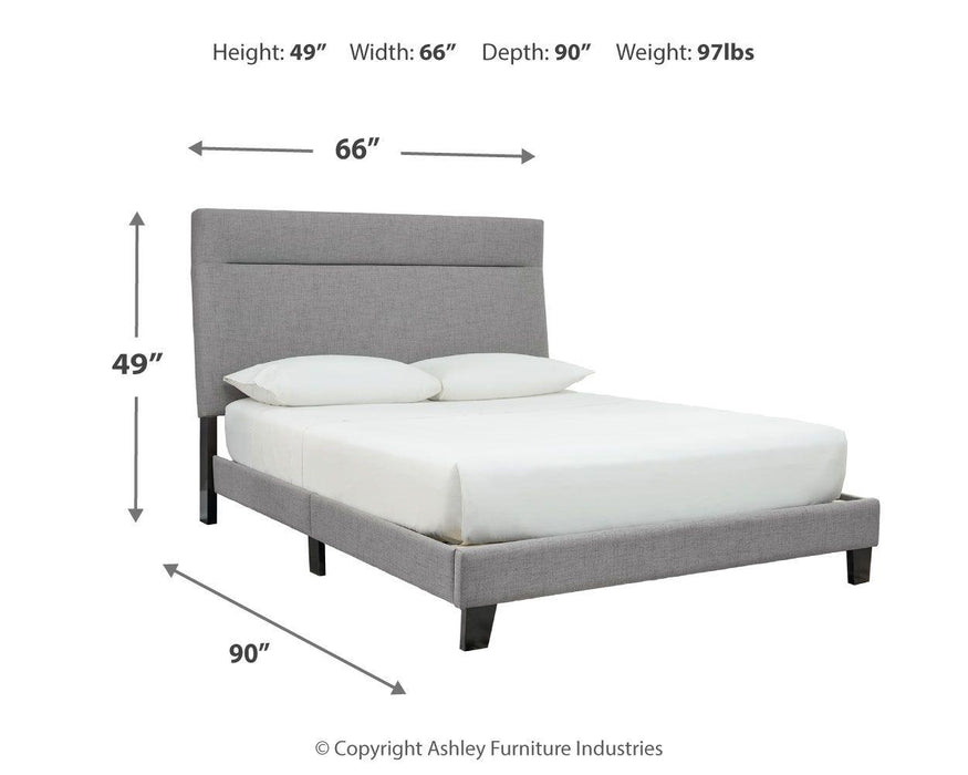 Adelloni - Upholstered Bed