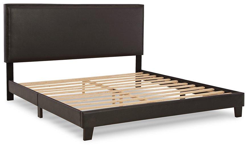 Mesling - Upholstered Bed