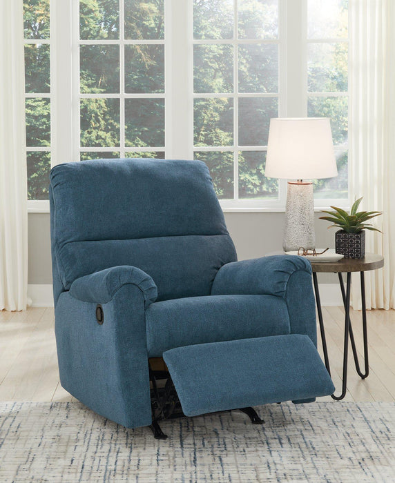 Miravel Recliner