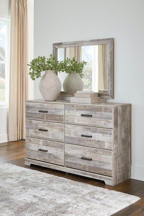 Hodanna Whitewash Dresser and Mirror