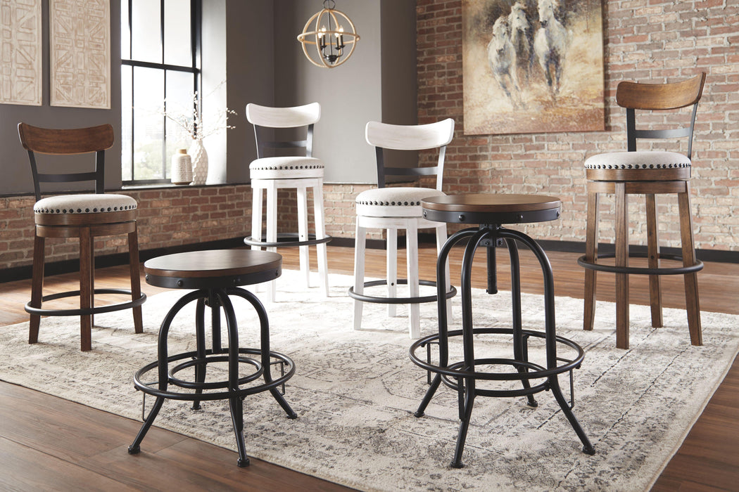 Valebeck - Uph Swivel Barstool (1/cn)