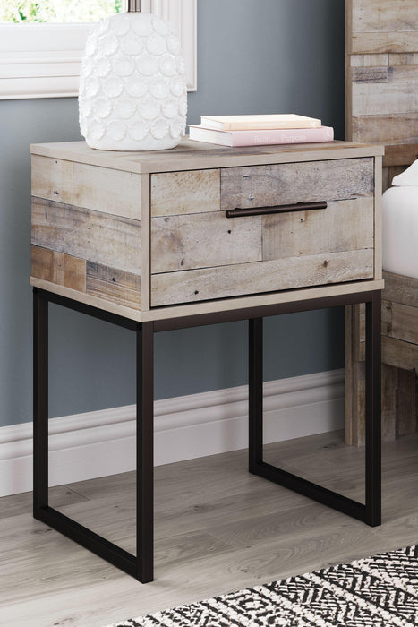 Neilsville - One Drawer Night Stand