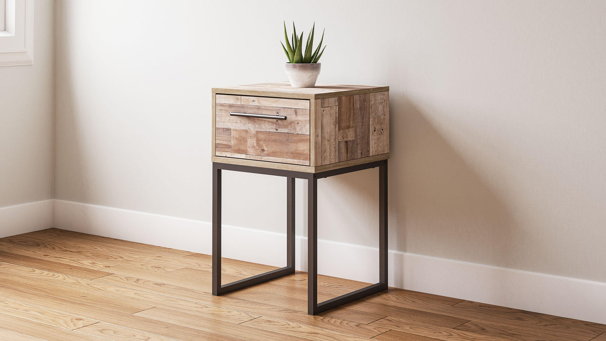 Neilsville - One Drawer Night Stand