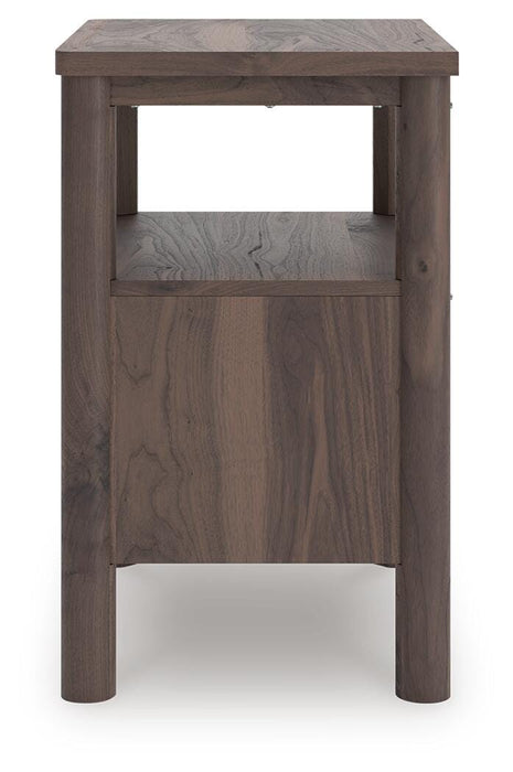 Pamytta Nightstand