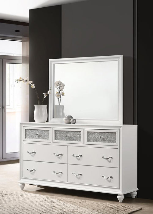 G205893 Dresser