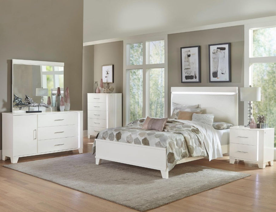 Homelegance Kerren Full Platform Bed in White 1678WF-1*